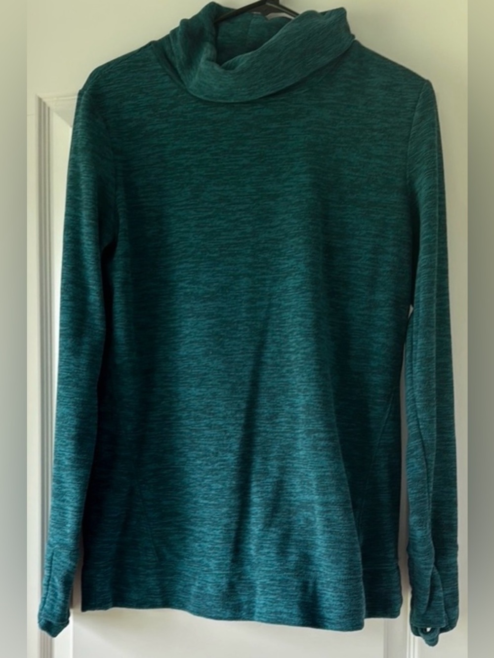 Tek Gear Turtleneck Top S Green Thumbholes Athleisure Cozy Pullover